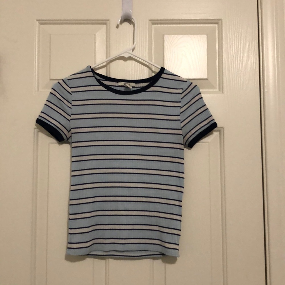 Forever 21 blue stripped shirt